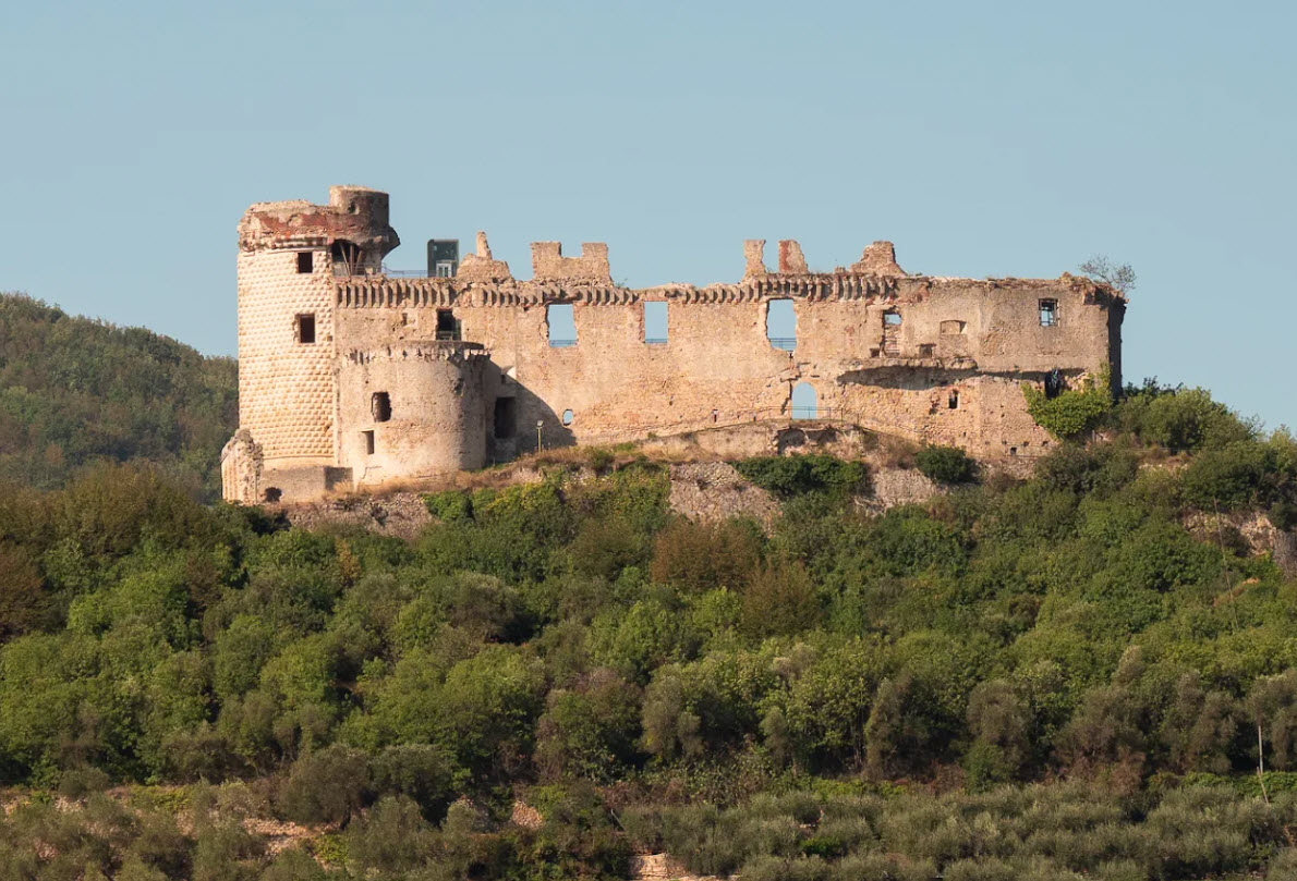Castel Gavone, Italy